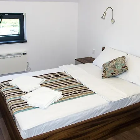 Stenso * Πλέβεν